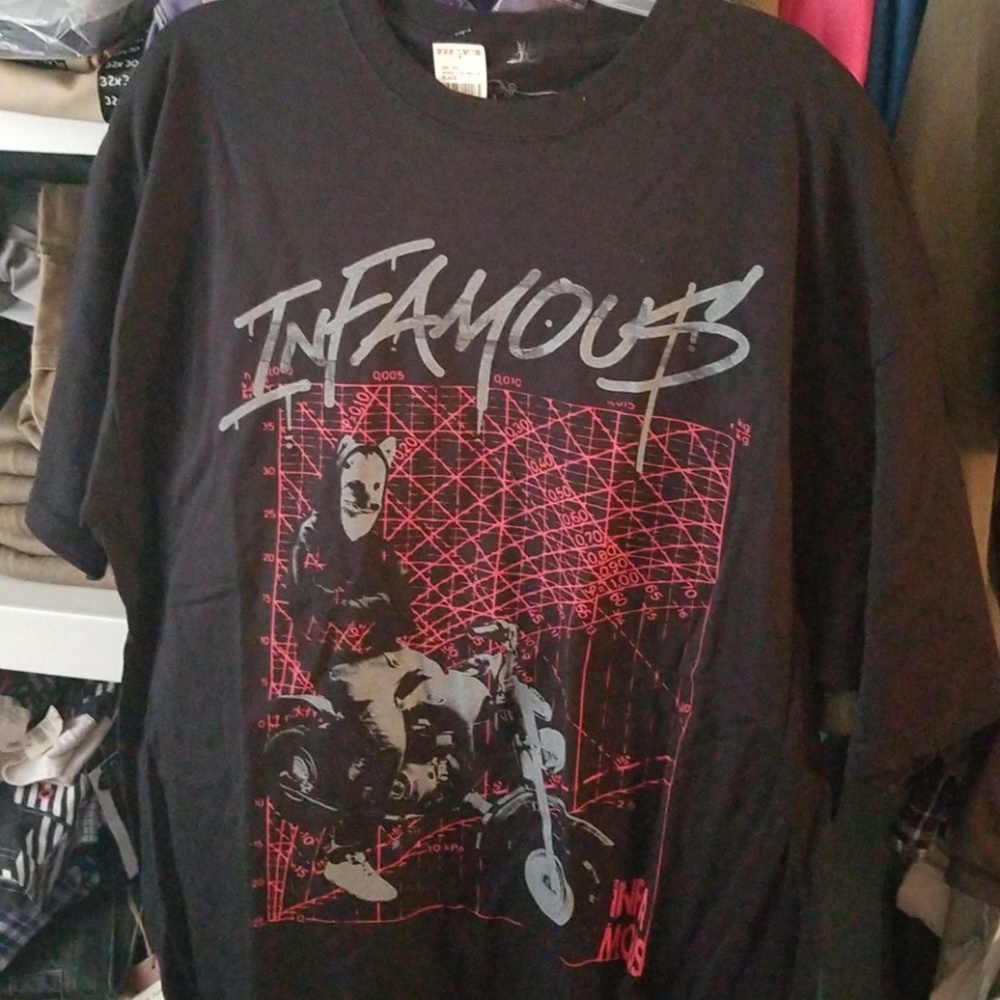INFAMOUS Mens Tees NEW